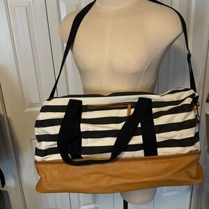 Overnight travel bag